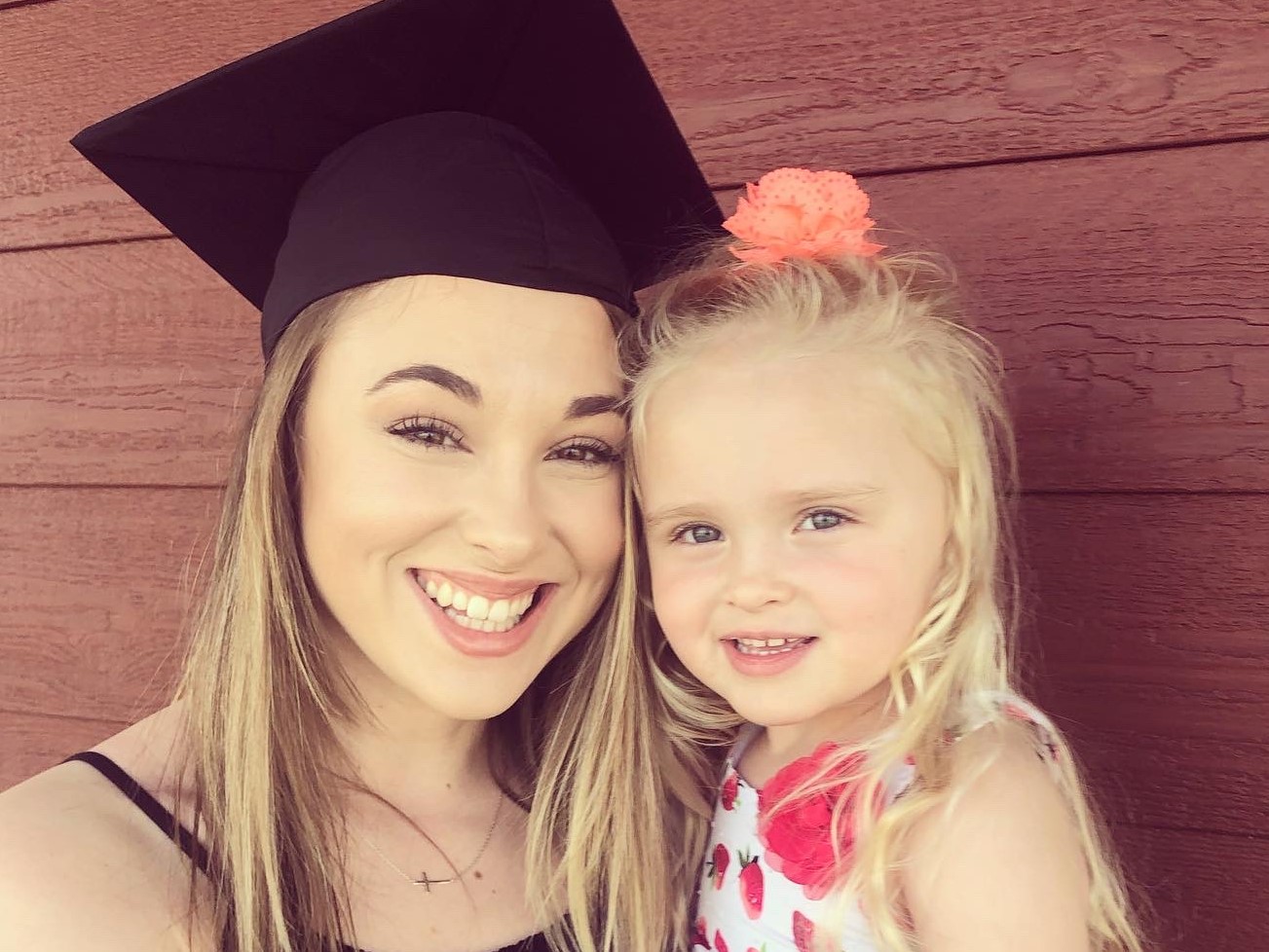 graduate and her daughter